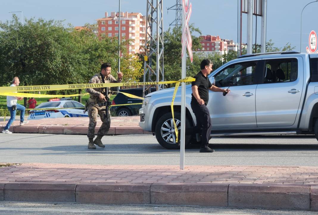 Haber Dairesi ulaştı! İşte Konya’da polislerimize saldırı anı görüntüleri 1